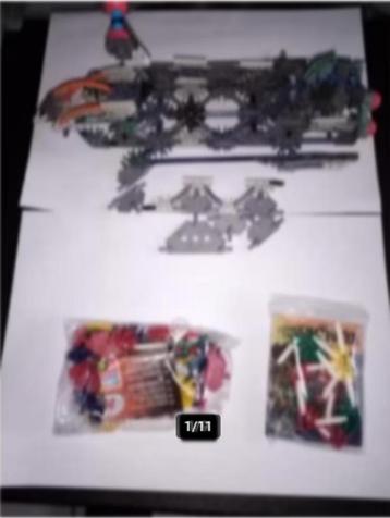 Creatief en educatief speelgoed: puzzels, k'nex, letters ... beschikbaar voor biedingen