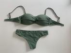 Groene bikini met afneembare schouderbandjes Maat M maar is, Kleding | Dames, Badmode en Zwemkleding, Ophalen of Verzenden, Nieuw