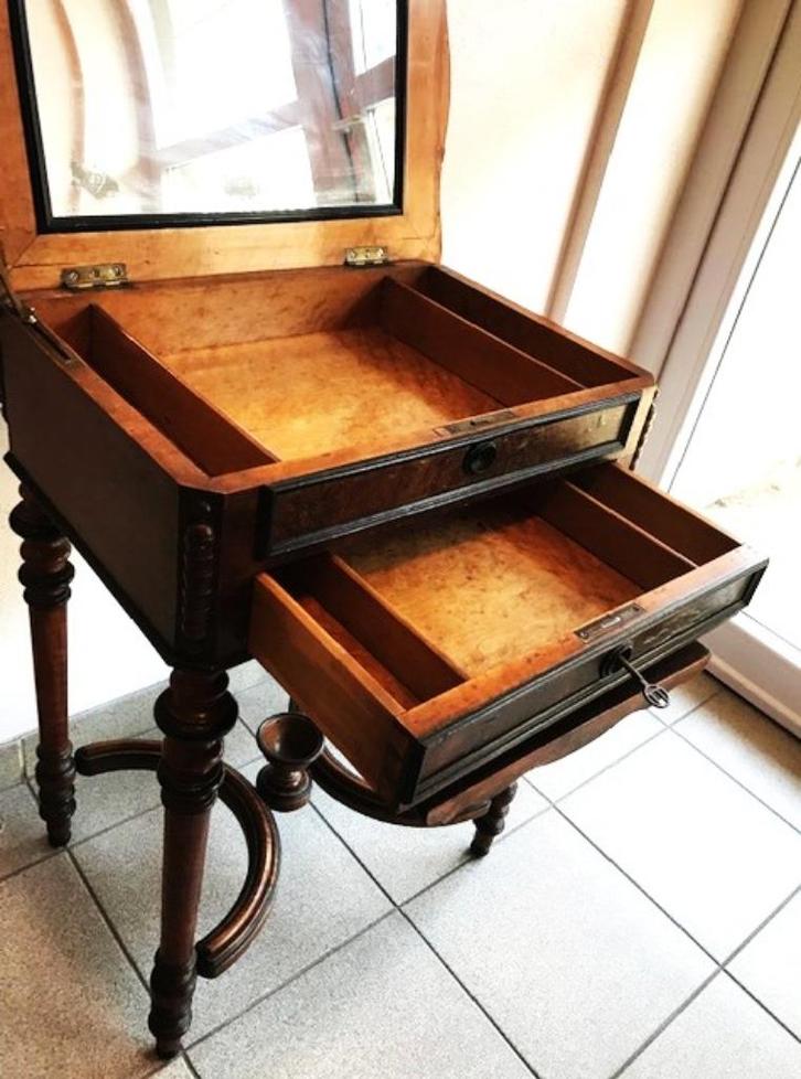Secretaire tafel Art Deco Luxe naai wortelnoten antiek😍🤗👌, Antiek en Kunst, Antiek | Meubels | Tafels, Ophalen of Verzenden