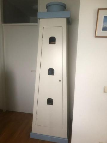 Kast in vorm vuurtoren en Strandcabine, Enlèvement, Utilisé