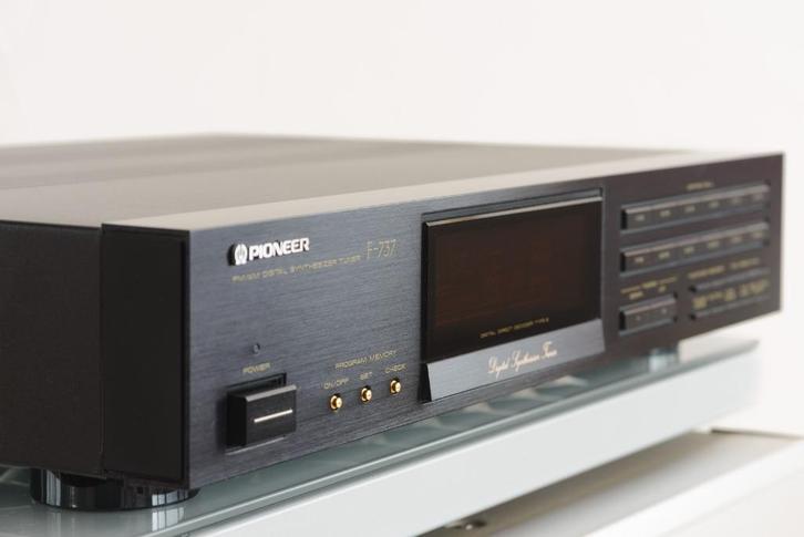 Pioneer F-737 High-end tuner, Audio, Tv en Foto, Tuners, Zo goed als nieuw, Ophalen of Verzenden
