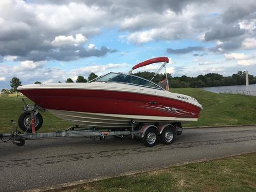 Sea Ray 200 select, Watersport en Boten, Speedboten, Zo goed als nieuw, Binnenboordmotor, Ophalen