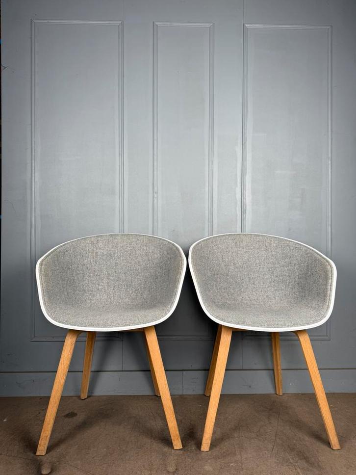 4 HAY About A Chair AAC23 design stoelen, Maison & Meubles, Chaises, Comme neuf, Quatre, Bois, Synthétique, Tissus, Blanc, Enlèvement ou Envoi