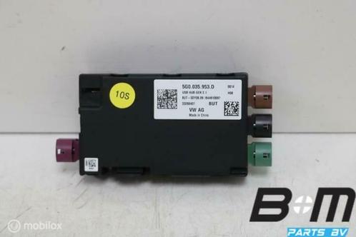 USB hub met spanningsomvormer VW Golf 7 5G0035953D, Auto diversen, Autoradio's, Gebruikt