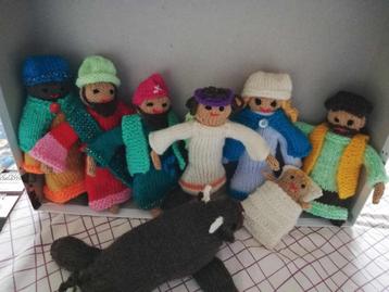 Kerststalfiguren, 8 stukken, gebreid, nieuw! beschikbaar voor biedingen