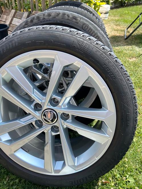 Mooie set 17” vw audi skoda velgen met band, Auto-onderdelen, Banden en Velgen, Velg(en), Ophalen