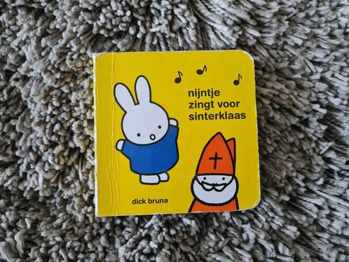 boek - Nijntje zingt voor Sinterklaas - Dick Bruna, Livres, Livres pour enfants | 4 ans et plus, Enlèvement ou Envoi