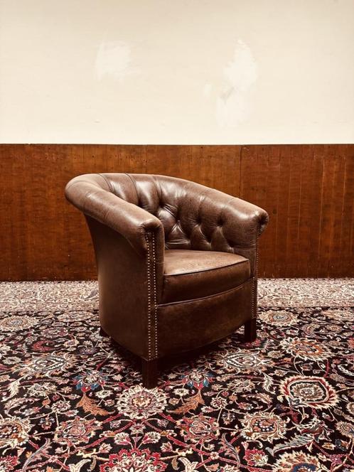 Springvale Chesterfield Byron Tub Chair Fauteuil, Antiek en Kunst, Antiek | Kantoor en Zakelijk, Ophalen of Verzenden