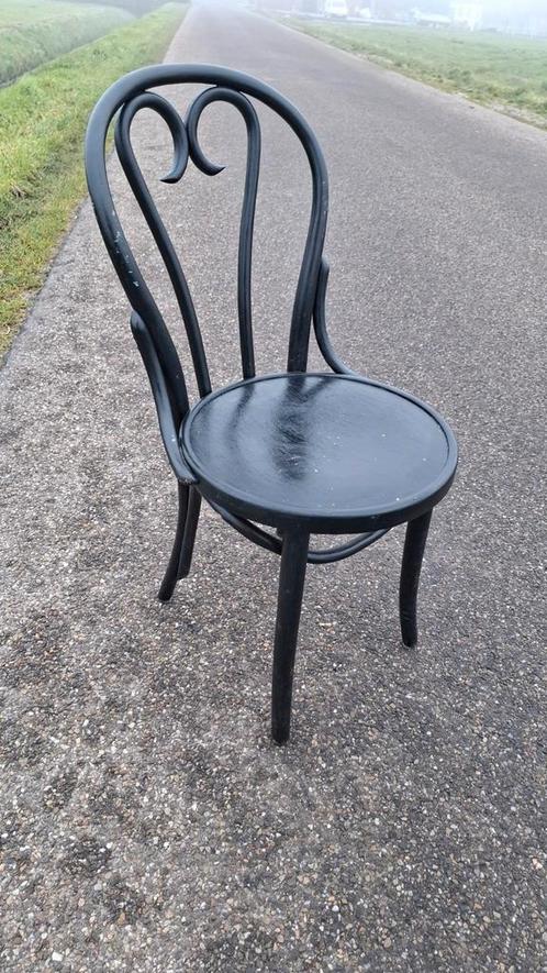 16 thonet boogstoel bentwood hout hartjes cafe bistro horeca, Huis en Inrichting, Stoelen, Zo goed als nieuw, Hout, Zwart, Ophalen of Verzenden