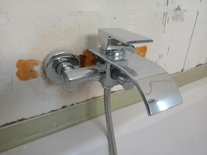 2 Design badkamerkranen, Doe-het-zelf en Bouw, Sanitair, Kraan, Ophalen of Verzenden