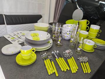 VERKOCHT Kampeerservies  Brunner Space in Melanine  beschikbaar voor biedingen