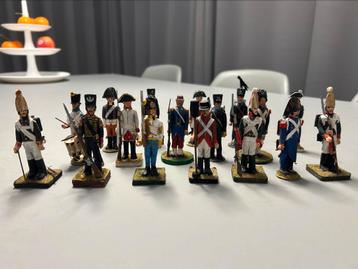 37 soldats artisanaux en bois/terre/carton beschikbaar voor biedingen