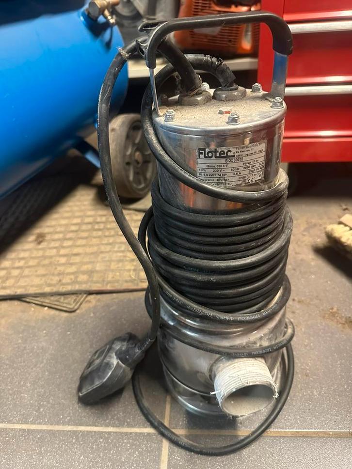 Dompelpomp met vlotter flotec biox 300/10, Tuin en Terras, Waterpompen, Gebruikt, Elektrisch, Dompelpomp, Ophalen