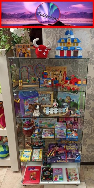 Sinterklaas speelgoed 3v3 beschikbaar voor biedingen