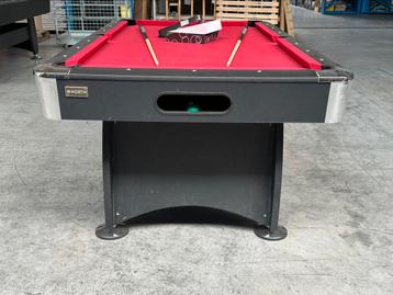 Pooltafel in 8FT zwart met rood laken met balreturn biljart beschikbaar voor biedingen