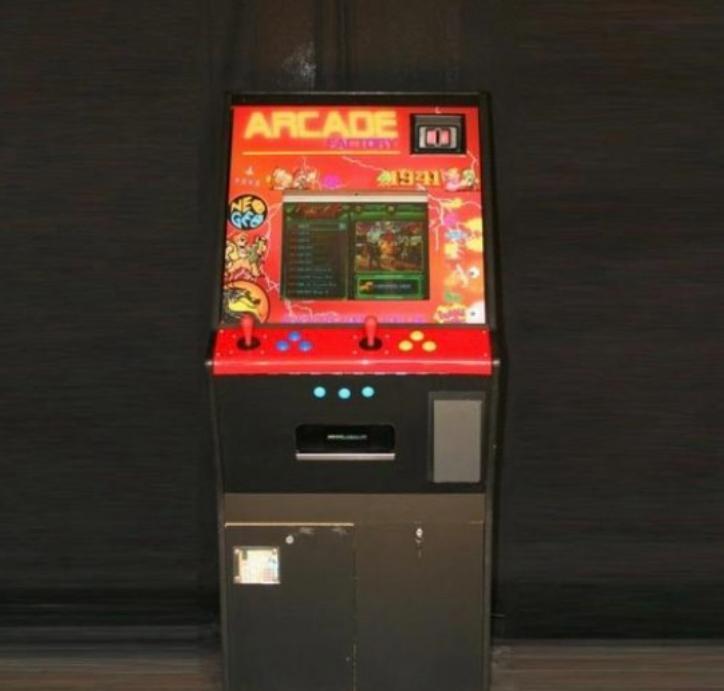 ARCADE FACTORY game kast, perfect voor iedere retro gamer, Games en Spelcomputers, Spelcomputers | Overige, Zo goed als nieuw