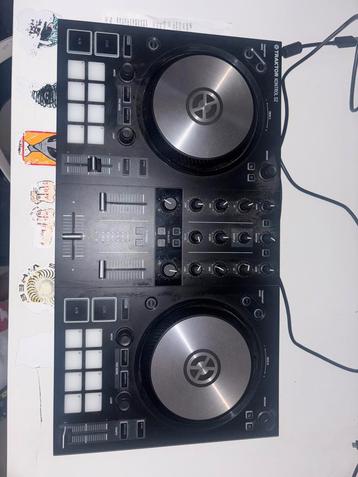 Table de mixage - Traktor S2 MK3, Enlèvement ou Envoi, Comme neuf