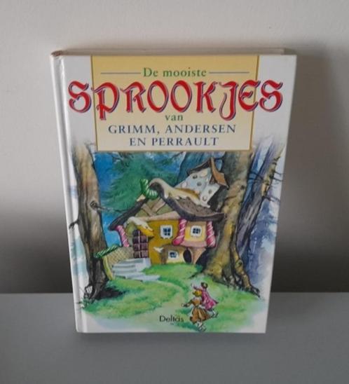 Mooiste Sprookjes Grimm Andersen Perraul, Livres, Contes & Fables, Comme neuf, Enlèvement ou Envoi