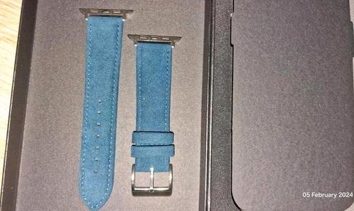 Alcantara Apple Watch-band met gesp - Oceaanblauw, Handtassen en Accessoires, Smartwatches, Nieuw, Blauw, Ophalen of Verzenden
