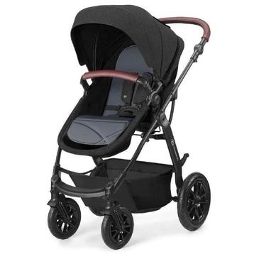 POUSSETTE NOIRE DE LA MARQUE KINDERKRAFT 