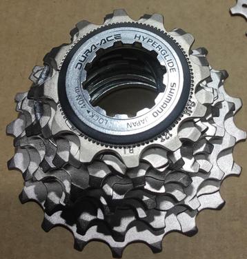 Retro Shimano Dura Ace Hyperglide 8 speed cassette/Kettingen beschikbaar voor biedingen