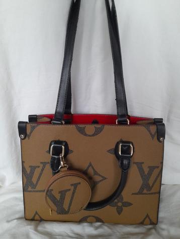 Mooie handtas  beschikbaar voor biedingen