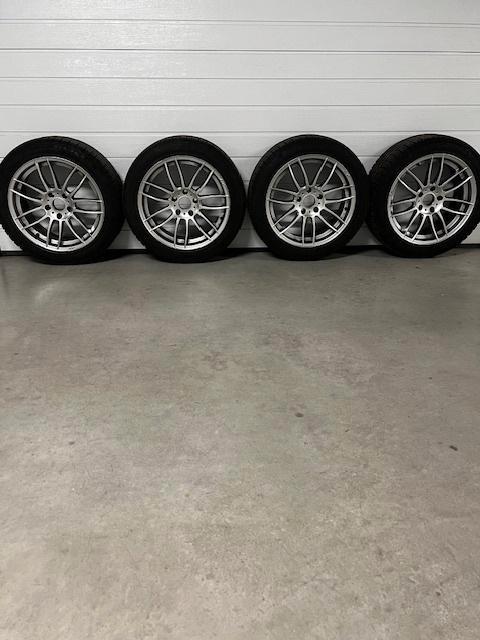 Velgen met winterbanden, Auto-onderdelen, Banden en Velgen, Velg(en), Winterbanden, 18 inch, 245 mm, Personenwagen, Gebruikt, Ophalen