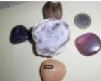 ruw wit calciet en 4 knuffelstenen o.a. rose agaat V 7.95, Verzamelen, Mineralen en Fossielen, Ophalen of Verzenden