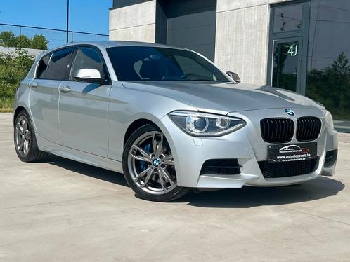 BMW M135i AUTOMAAT / 320PK / TOPSTAAT / FULL BMW HISTORY, Auto's, BMW, Bedrijf, Te koop, 1 Reeks, ABS, Airbags, Airconditioning
