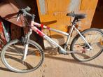 Rockrider fiets met werk aan, Fietsen en Brommers, Fietsen | Dames | Sportfietsen en Toerfietsen, Ophalen, Gebruikt, Overige merken