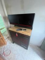 Gereedschapwagen gevuld stahlwelle, Ophalen