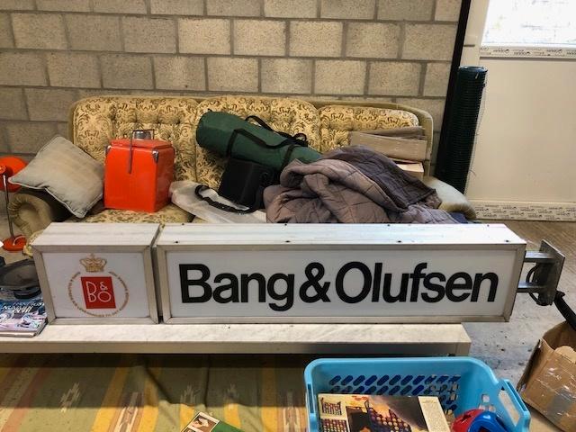 b&o bang & olufsen lichtreclame, Huis en Inrichting, Lampen | Wandlampen, Gebruikt, Kunststof, Metaal, Ophalen