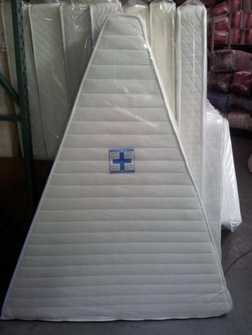 Matras op maat voor mobilhomes beschikbaar voor biedingen