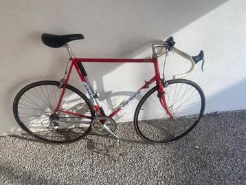 Eddy Merckx Vintage Koersfiets – Strada in Wit/Rood, 61 tot 65 cm, Ophalen, Zo goed als nieuw, Overige merken