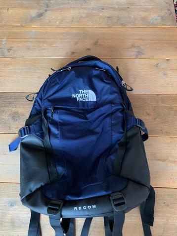 North Face Recon Backpack beschikbaar voor biedingen
