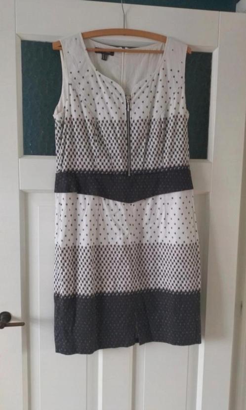 Robe Marie Mero taille 40, Vêtements | Femmes, Robes, Comme neuf, Taille 38/40 (M), Blanc, Enlèvement ou Envoi