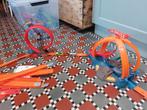 hotwheels racebaan met 3 auto's, Kinderen en Baby's, Speelgoed | Racebanen, Ophalen, Gebruikt, Racebaan