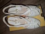 Chaussures sandales blanc cassé Hush Puppies pointure 35 neu, Nieuw, Ophalen of Verzenden, Wit