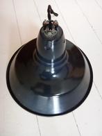 Vintage industriële hanglamp, Huis en Inrichting, Ophalen, Gebruikt, Metaal, Minder dan 50 cm