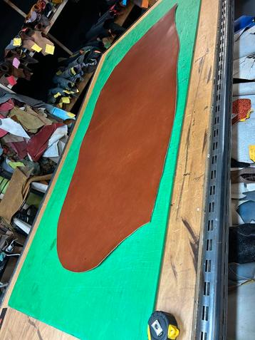 Cognac kleur tuigleer 2 mm dikte half soepel c-5 beschikbaar voor biedingen