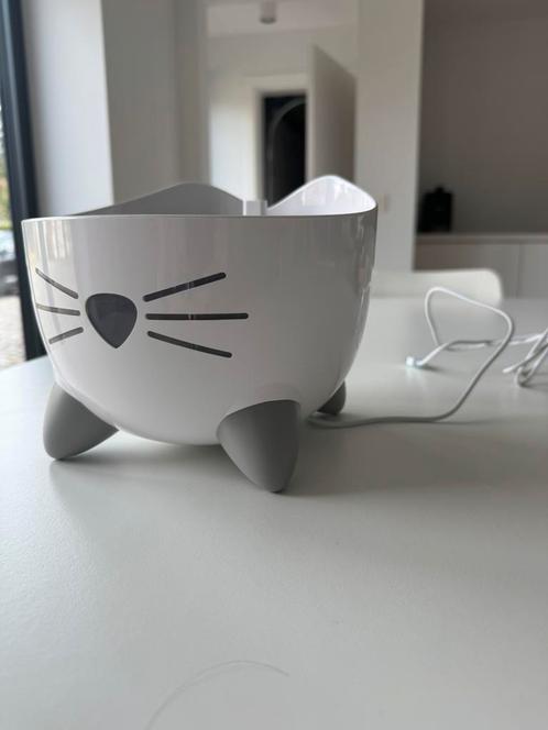 Catit Pixi Smart Waterfontein mét extra pomp en filters, Dieren en Toebehoren, Kattenvoerbakken en Drinkbakken, Zo goed als nieuw
