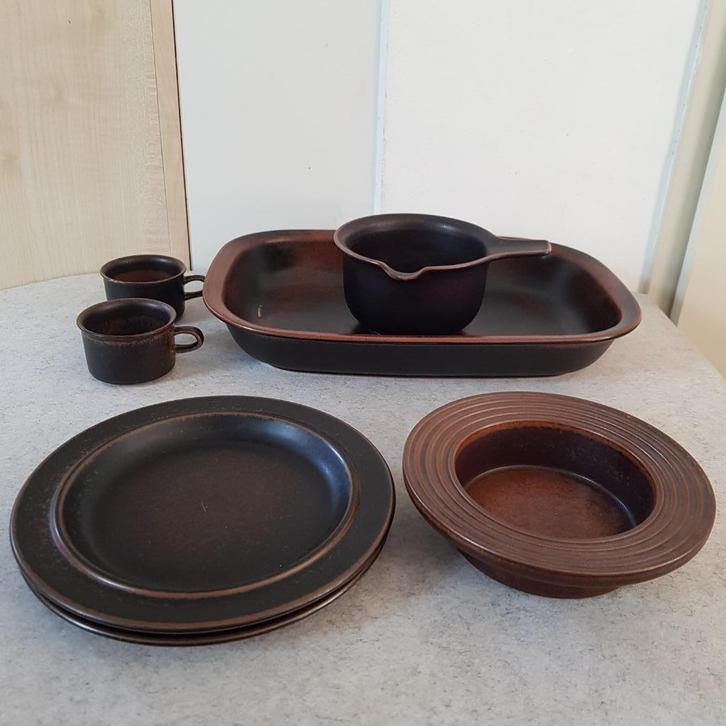 Arabia Finland Ruska, onderdelen, Antiek en Kunst, Antiek | Keramiek en Aardewerk, Ophalen of Verzenden