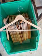 mooie houten kleerhangers, Enlèvement, Utilisé, Bois, Adultes