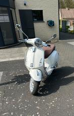 Vespa Primavera, Fietsen en Brommers, Scooters | Vespa, Ophalen, Zo goed als nieuw