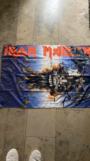 Vlag Iron maiden. Gebruikt . 103/70 cm beschikbaar voor biedingen