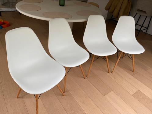 4 x VITRA EAMES plastic chair DSW stoel esdoorn, Huis en Inrichting, Stoelen, Zo goed als nieuw, Kunststof, Ophalen