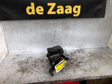 ABS Pomp van een Ford Fiesta beschikbaar voor biedingen