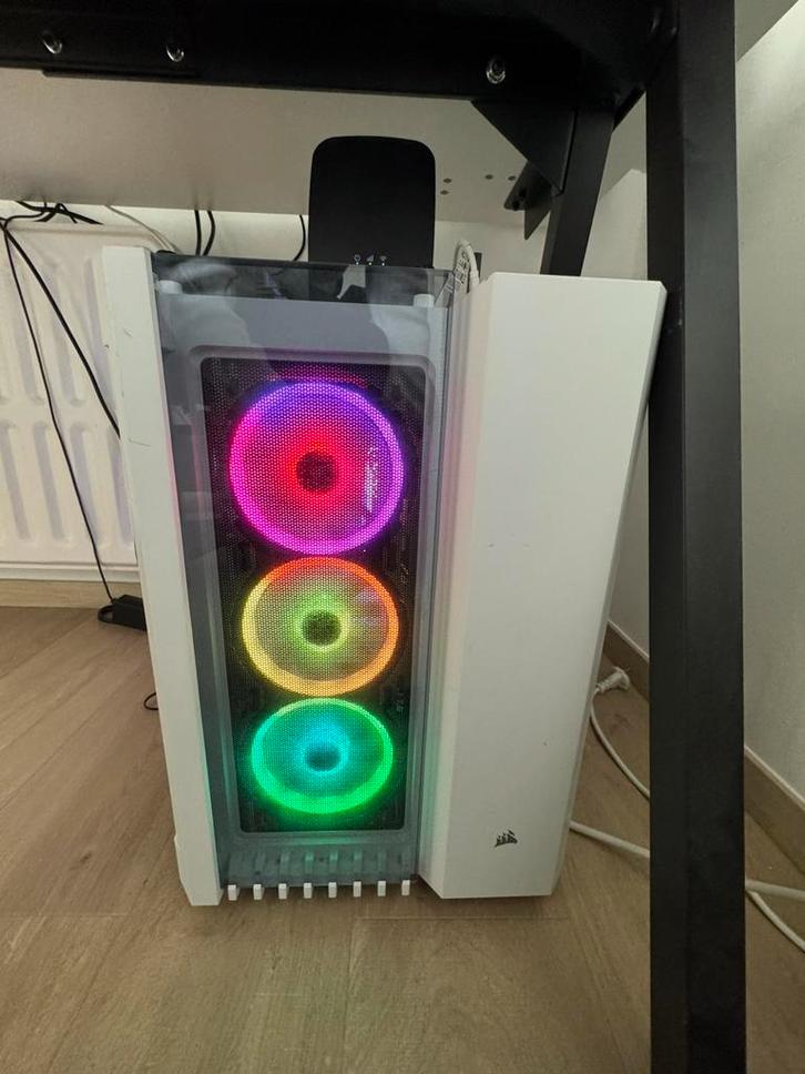 Volledige gaming-setup, Computers en Software, Desktop Pc's, Gebruikt, 3 tot 4 Ghz, SSD, 32 GB, Met videokaart, Met monitor, Gaming