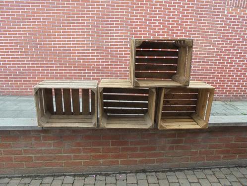 set van 4 oude dozen, houten kluisjes voor decoratie, Doe-het-zelf en Bouw, Kratten en Dozen, Gebruikt, Bak of Kist, 50 tot 75 cm