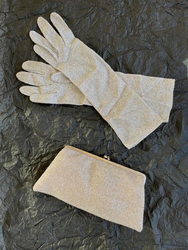 Pochette de soirée - minaudière vintage, Handtassen en Accessoires, Tassen | Damestassen, Gebruikt, Avondtasje, Wit, Ophalen of Verzenden